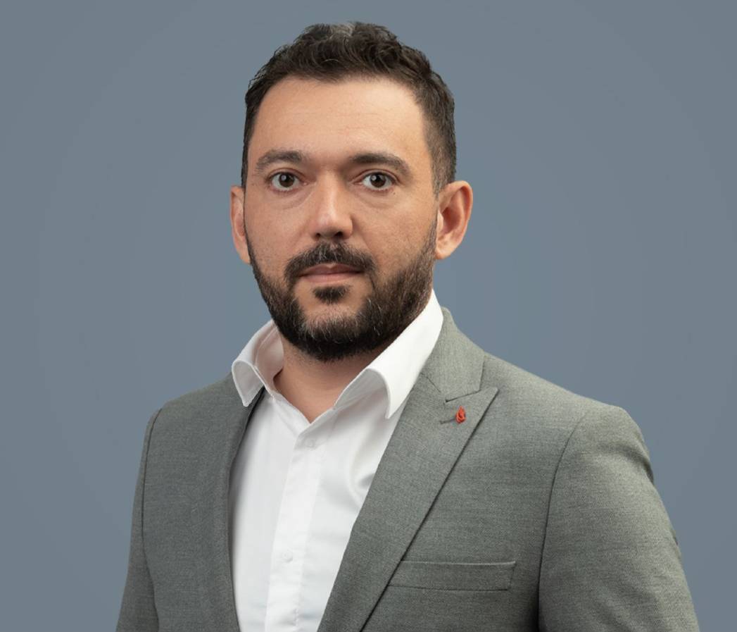 Денис Мережников